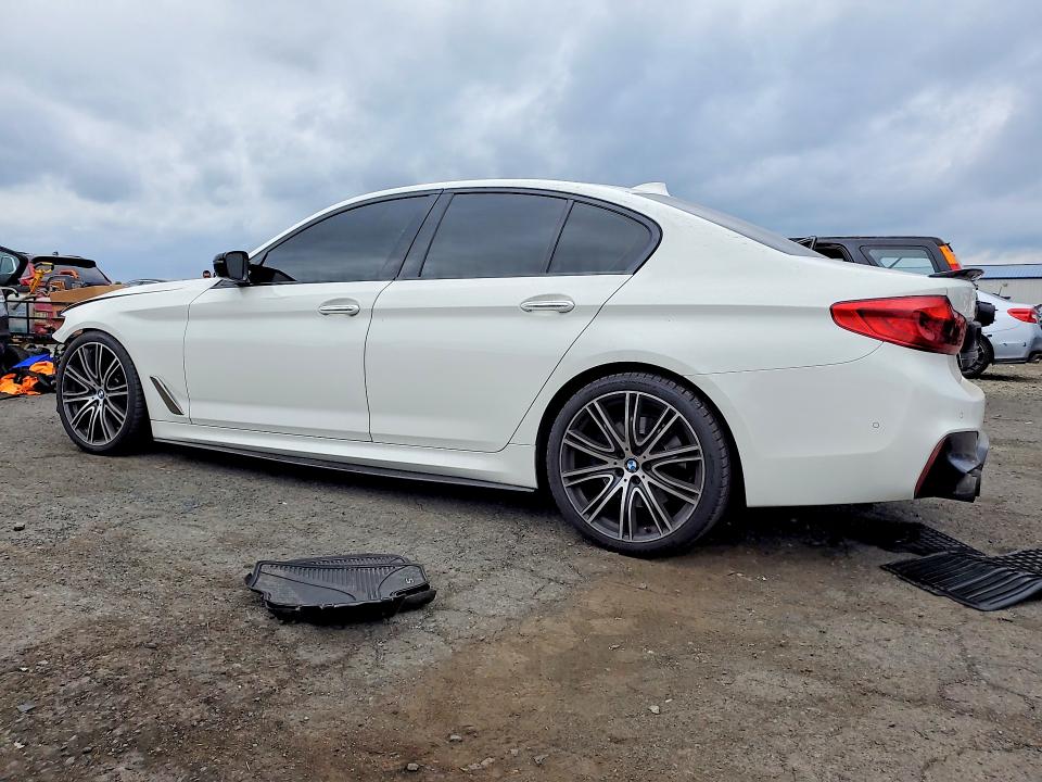 2017 BMW 530i xDrive VIN WBAJA7C36HG903947 – photo 2